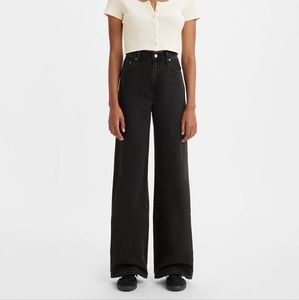 Levi's ribcage jeans